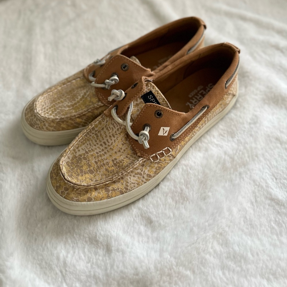 Sperry shoes size 8.5